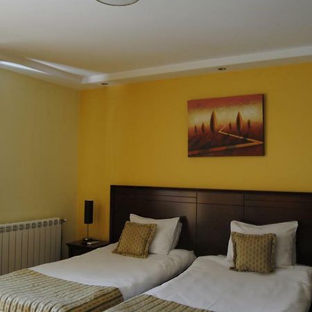 Garni Hotel Contact Beograd Ngoại thất bức ảnh