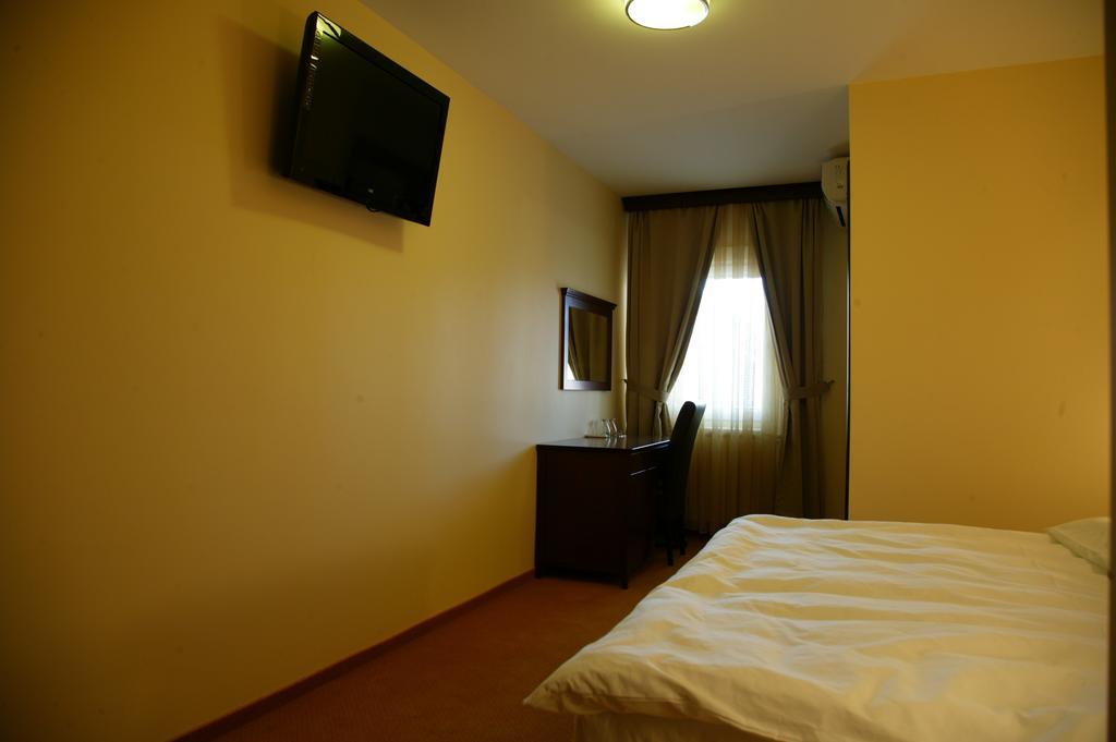 Garni Hotel Contact Beograd Phòng bức ảnh