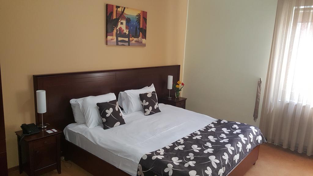 Garni Hotel Contact Beograd Ngoại thất bức ảnh