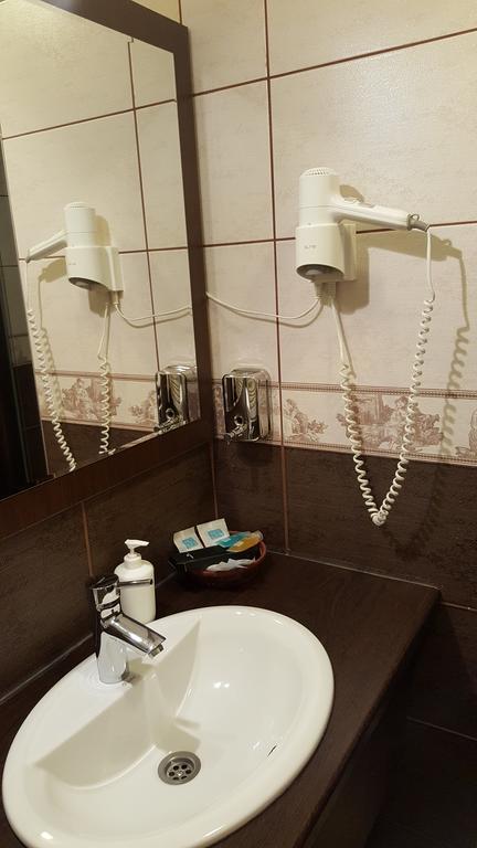 Garni Hotel Contact Beograd Ngoại thất bức ảnh