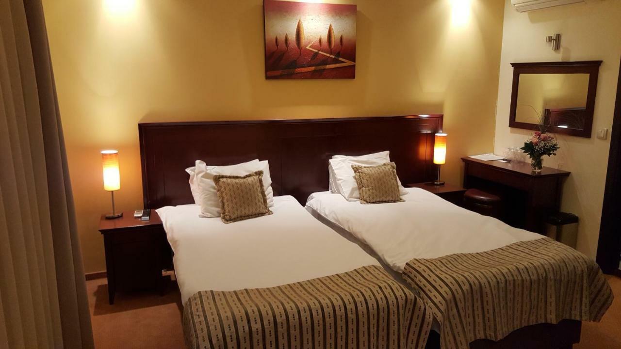 Garni Hotel Contact Beograd Ngoại thất bức ảnh